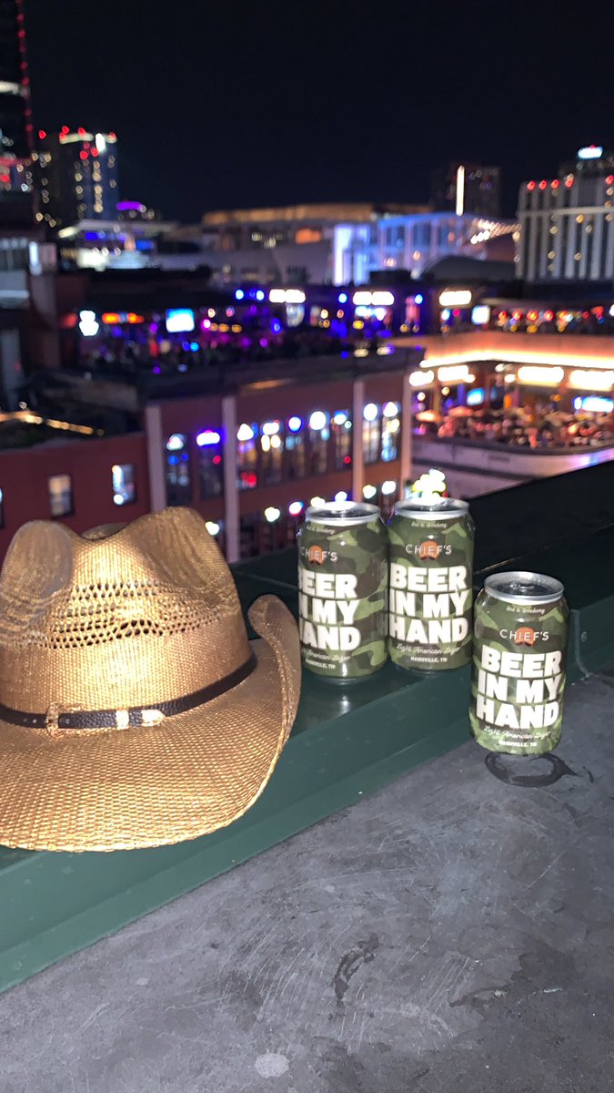 _michaeld7_'s tweet image. Courtesy of the red, white &amp;amp; blue