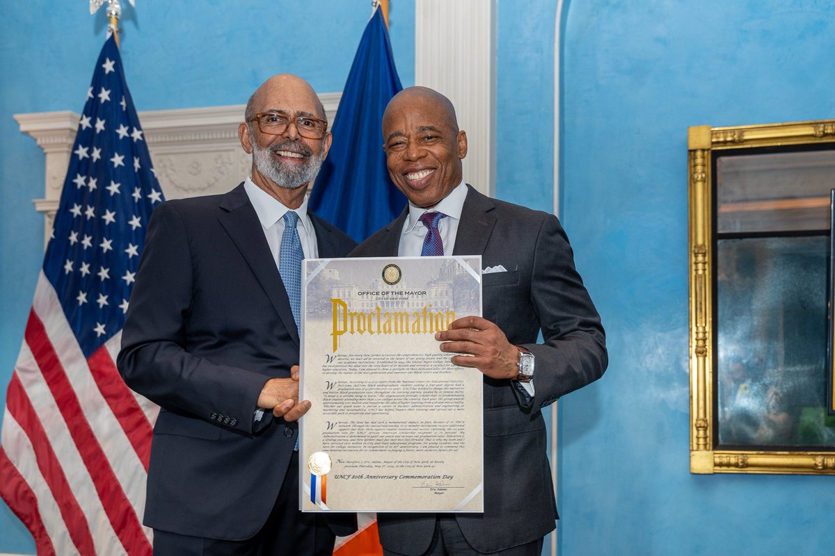 For 80 years, @UNCF has knocked down barriers for young people of color and ensured all Americans have access to a college education.

Honored to host them tonight.