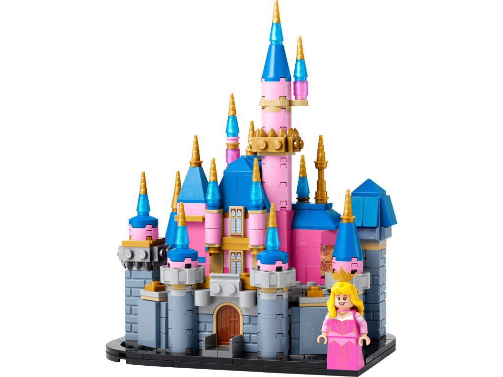 LEGO Mini Disney Sleeping Beauty Castle (40720) Revealed If you've been collecting the various LEGO Disney mini builds, there's another one coming in June with the Mini Disney Sleeping Beauty Castle (40720). thebrickfan.com/lego-mini-disn… #LEGO #Disney #SleepingBeauty #Disneyland