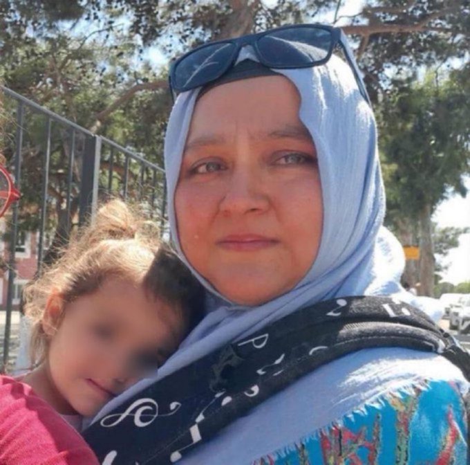 Doomed to live behind four walls and iron bars Zümra, one of #552babychild in prisons, turned 3 years old in prison. Sümeyye Aksoy and her daughter Zümra in Şakran Prison, whose innocence was proven again with the ECHR decision of September 26, should now be free.