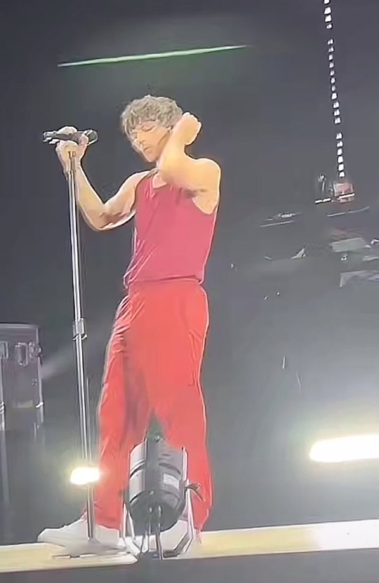 obsessed with the way he tucks his tanktops into his pants
