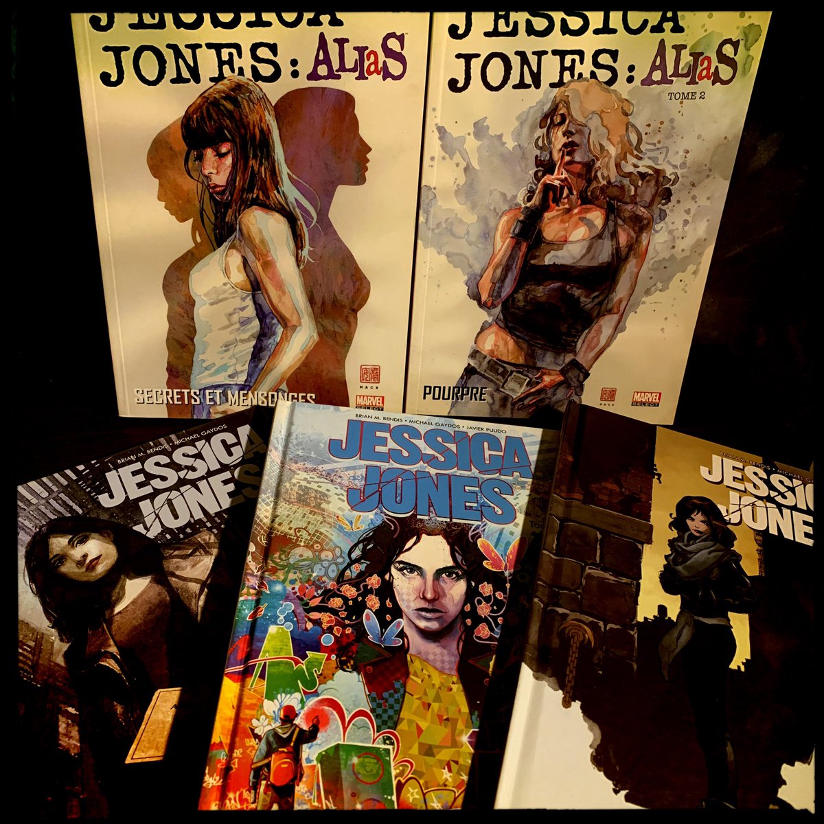 #DesChosesQueJAime [Jour 123]

La saga #Alias aka #JessicaJones initiée par #BrianMichaelBendis et #MichaelGaydos

Avec cette série, #Marvel montre de façon magistrale qu’ils ont définitivement rompu avec la #ComicsCodeAuthority.
Mature, sombre, mais terriblement humaine, j’adore