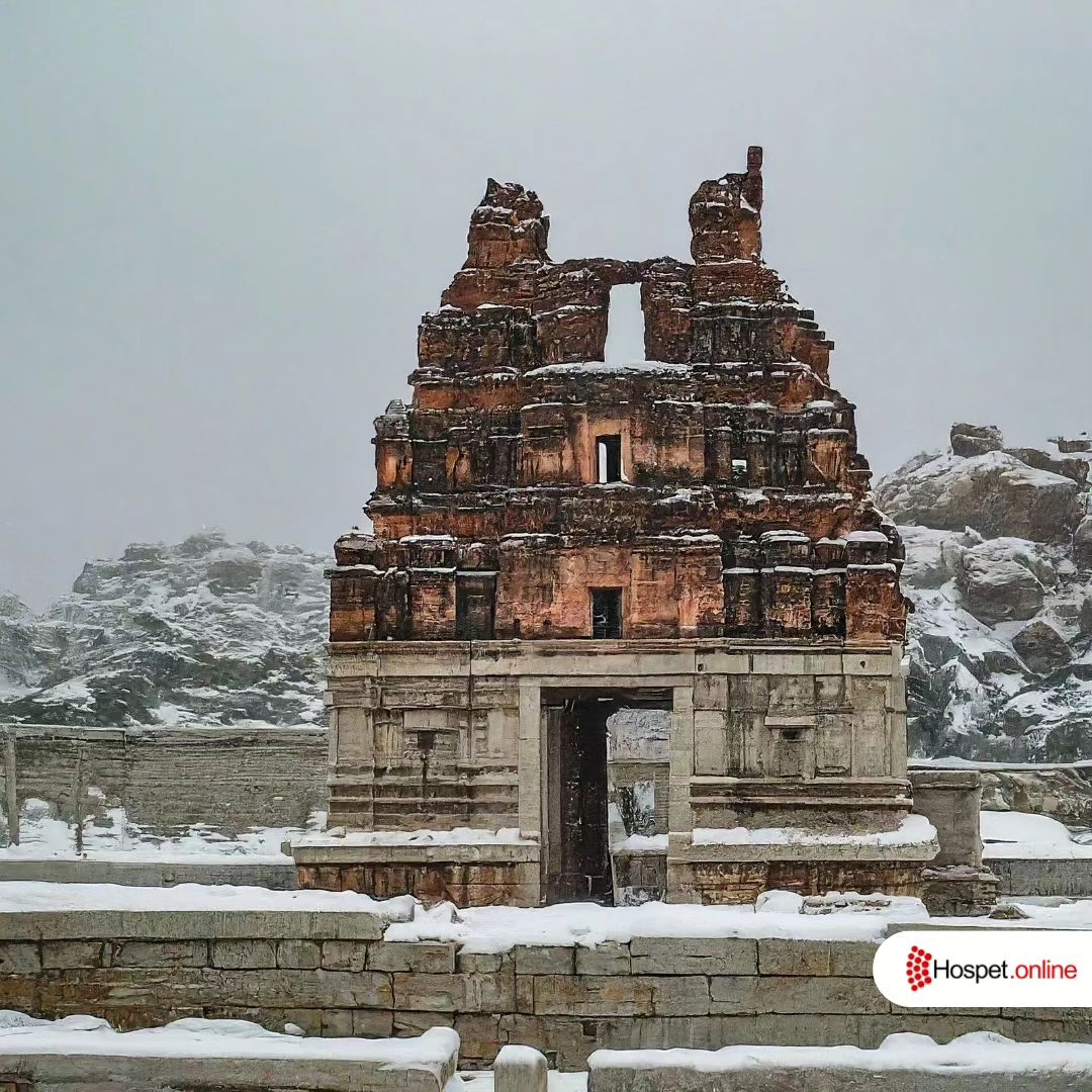 What if 
Hampi Had A snow fall? 😍😍

Special credits - @HospetOnline Beautifully made👏 realistic look

#Vijayanagara #Hampi #Karnataka #Tourism @KarnatakaWorld