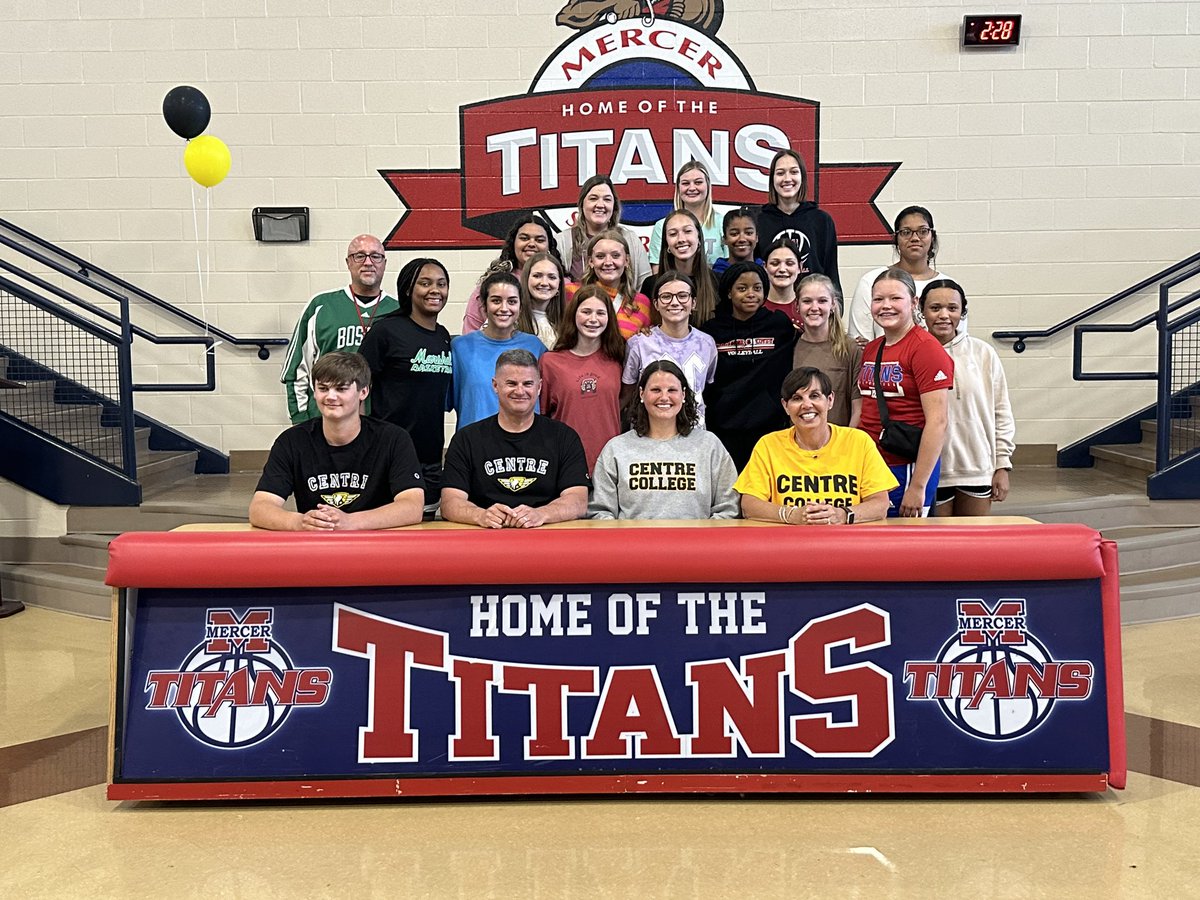 Make_Zeecardii tweet media