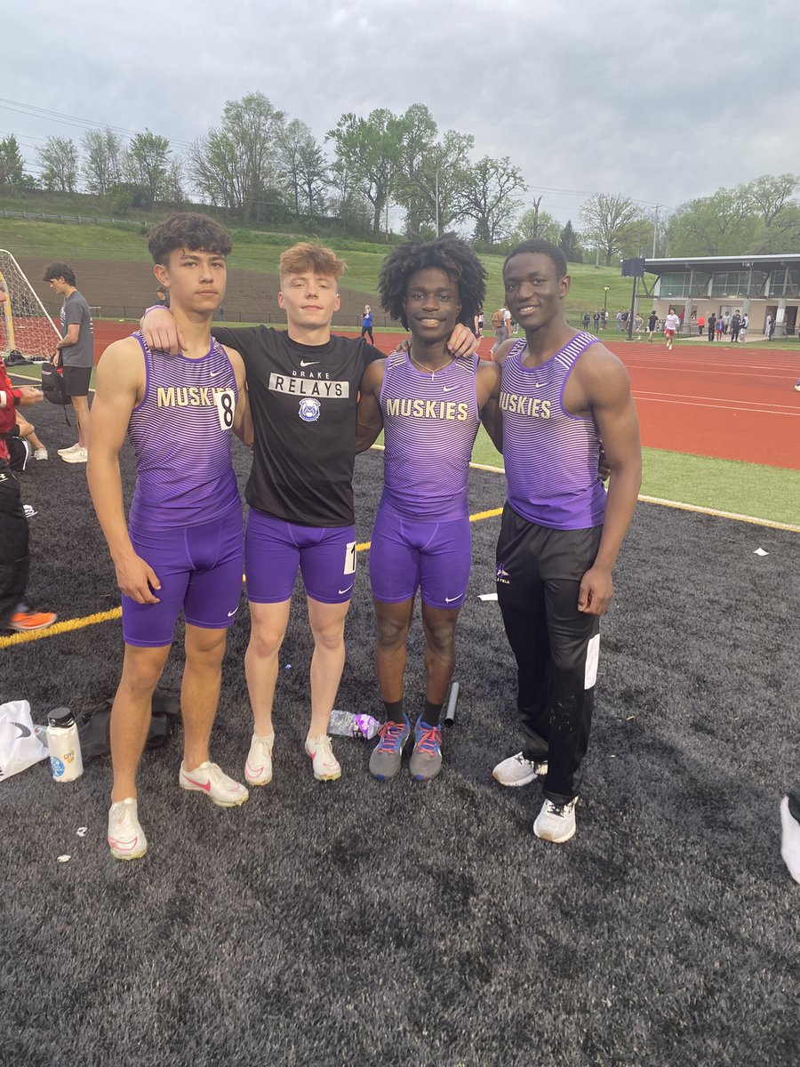 forkpa_jimelle's tweet photo. Didn’t have the best night tonight but got a new school record (1:28.92)with the 4x2(first leg) and a first place win in the 4x4(3rd leg) my first 4x4 ever with a 50.5 split!!! https://t.co/WFwSCAqdlH