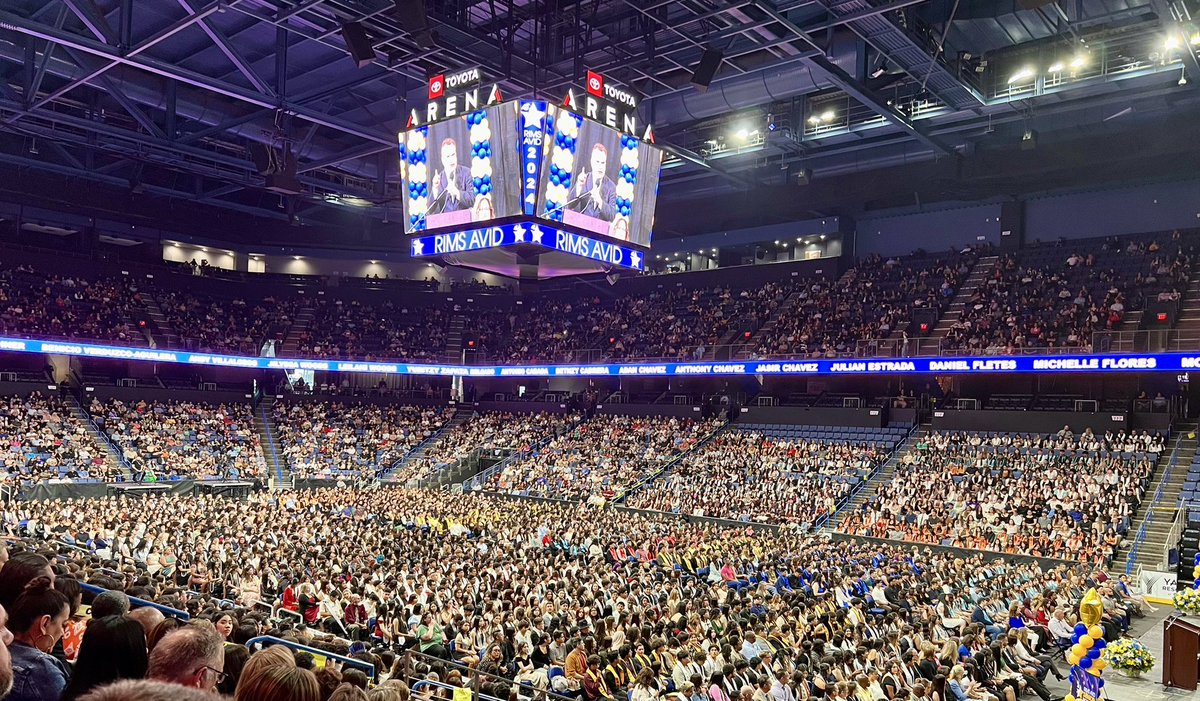 DrAndrus's tweet photo. RIMS AVID tonight. We are celebrating over 3000 high school AVID Seniors from Riverside, Inyo, Mono and San Bernardino Counties. Such work and dedication to learning! Kudos to my Kiddos from Murrieta Valley, Murrieta Mesa and Vista Murrieta. #AVID #alwasyinspiring https://t.co/BWjAxwR6zd