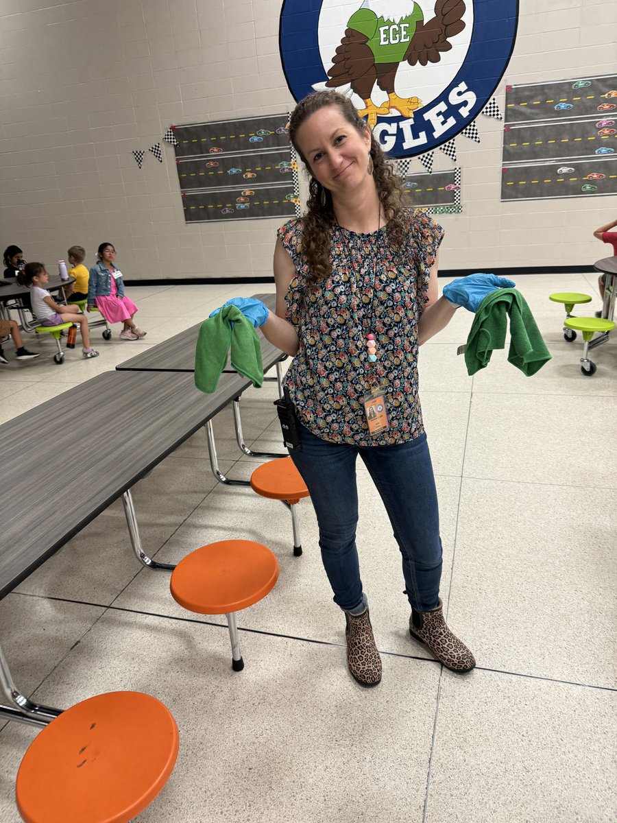 Today was filled with examples of outstanding humans and educators stepping up and filling roles that needed to be filled. Abby was everything from a custodian to a receptionist all while being our math instructional coach. Her devotion to @HumbleISD_EGE and our Eagles is ❤️