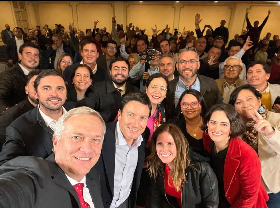 Gran cierre y última clase de la Academia Republicana para nuestros precandidatos a las municipales💪🏻👏🏻

#HayEquipo para REcuperar la esperanza🇨🇱.