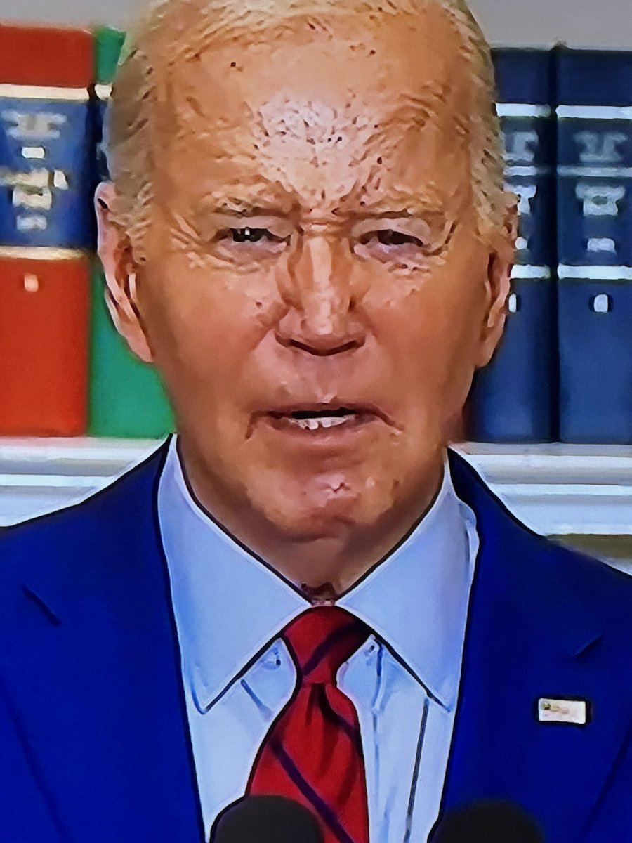 What the heck is wrong with Biden’s face?