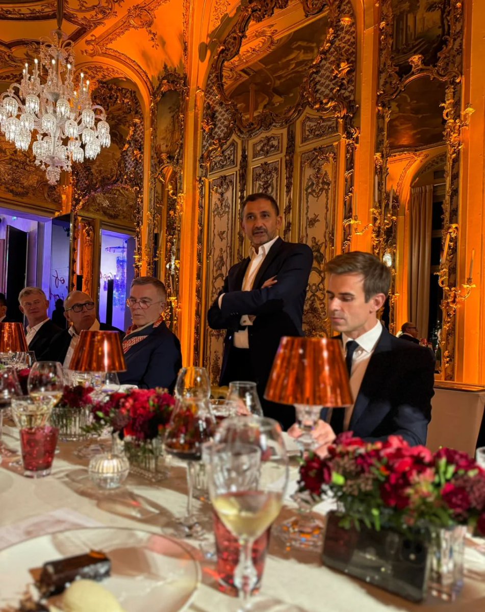 Mountains_and1's tweet image. Dear customers and partners, we sincerely invite you to attend this business gathering to discuss the direction of cooperation, discuss development plans, and create a brilliant future together.