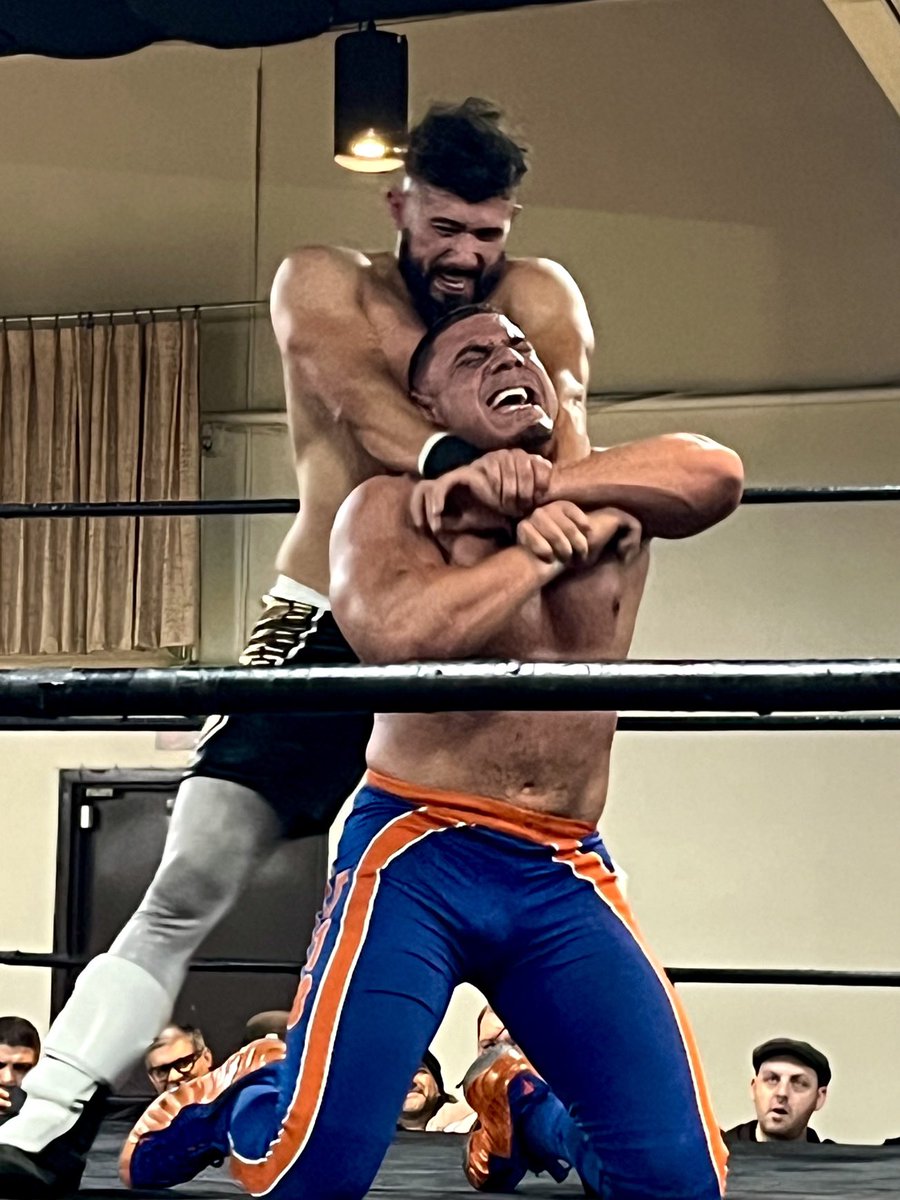 Dom was punishing Boogie!!!!!! 

⁦@DomKubrick⁩ vs ⁦@SliceBoogie⁩ 
⁦@WinnersCirclePW⁩ #Hard2Earn