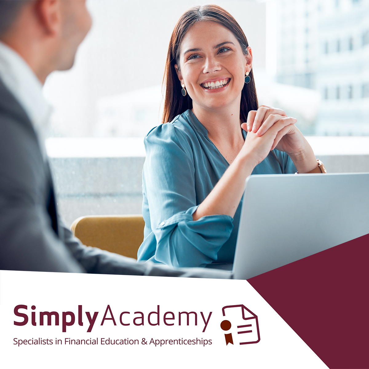#FinancialServices #Apprentices must be aged 16+ but did you know there’s no upper age limit?

Apprenticeships allow career-changers to ‘earn while they learn’, gaining valuable experience and a respected qualification.

Find out more at simplyacademy.com/apprenticeship…