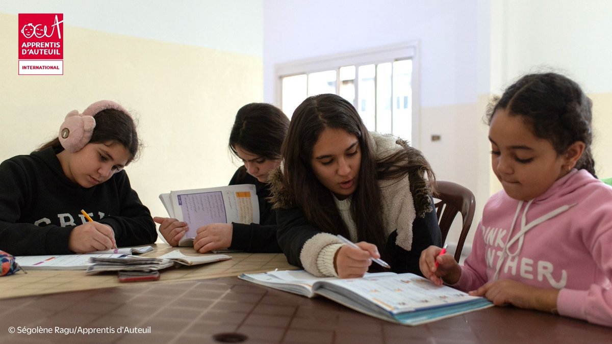 Apprentis_FAAI's tweet photo. 🇫🇷🗨️« Il faut du temps pour instaurer une certaine confiance » explique Nayri, assistante sociale au Centre de Dora à Beyrouth. Découvrez notre projet au Liban dédié à la prise en charge des jeunes filles vulnérables. 👇
🔗https://t.co/Al8UfD12K7 https://t.co/reDSPlOkoR