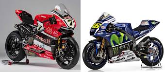 MotoGP ve World Superbike motosikletlerinin arasındaki fark oldukça fazladır. MotoGP araçları teknoloji ve yeniliğin zirvesini temsil ederken, WorldSBK araçları aslında günlük hayatta sürülen yol motosikletleridir, fakat yalnızca yarışlar için özel olarak ayarlanmış makinelerdir.…