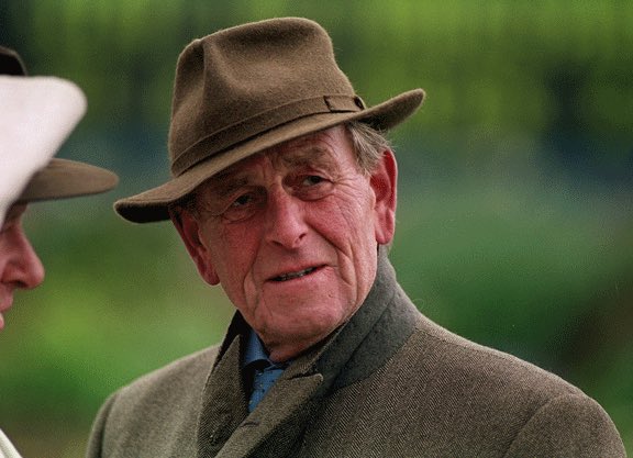 Very good of @Goodwood_Races to have the first race named after our Father John Dunlop who trained hundreds of winners there! I hope his old assistant @DavidMenuisier can win it! @EdDunlopRacing