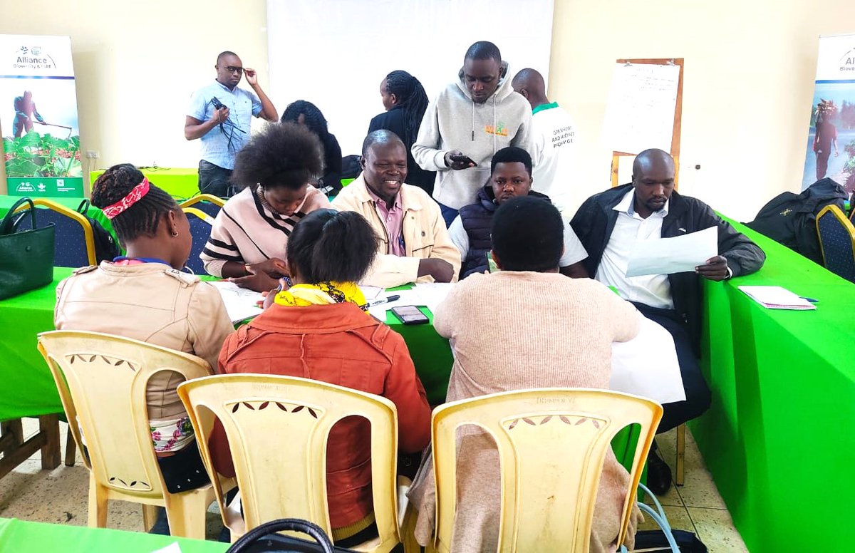 1/2 Without access & understanding of climate info services, farmers struggle to make informed decisions regarding climate & weather patterns, hindering their ability to adapt agricultural practices & mitigate risks. #ECREA project, @kalromkulima @MeteoKenya is changing this➡️