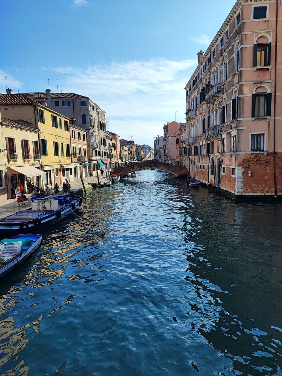 Buongiorno Venezia! Good morning Venice ! Bonjour Venice! #cantinaaziendeagricole #cicchetti #bacaro #bar #osteria #venezia #venice #venise #베니스 #베네치아 #이탈리아여행중