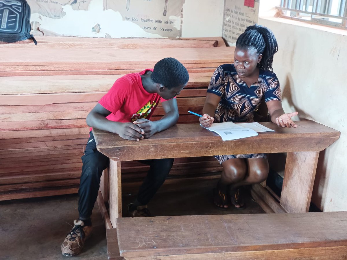 Parental support is key for successful school re-entry & retention of adolescent mothers. Parents provide child care support & pay school bills for adolescent mothers that have rejoined school. With @amplifyfund, we continue to understand factors affecting school re-entry.