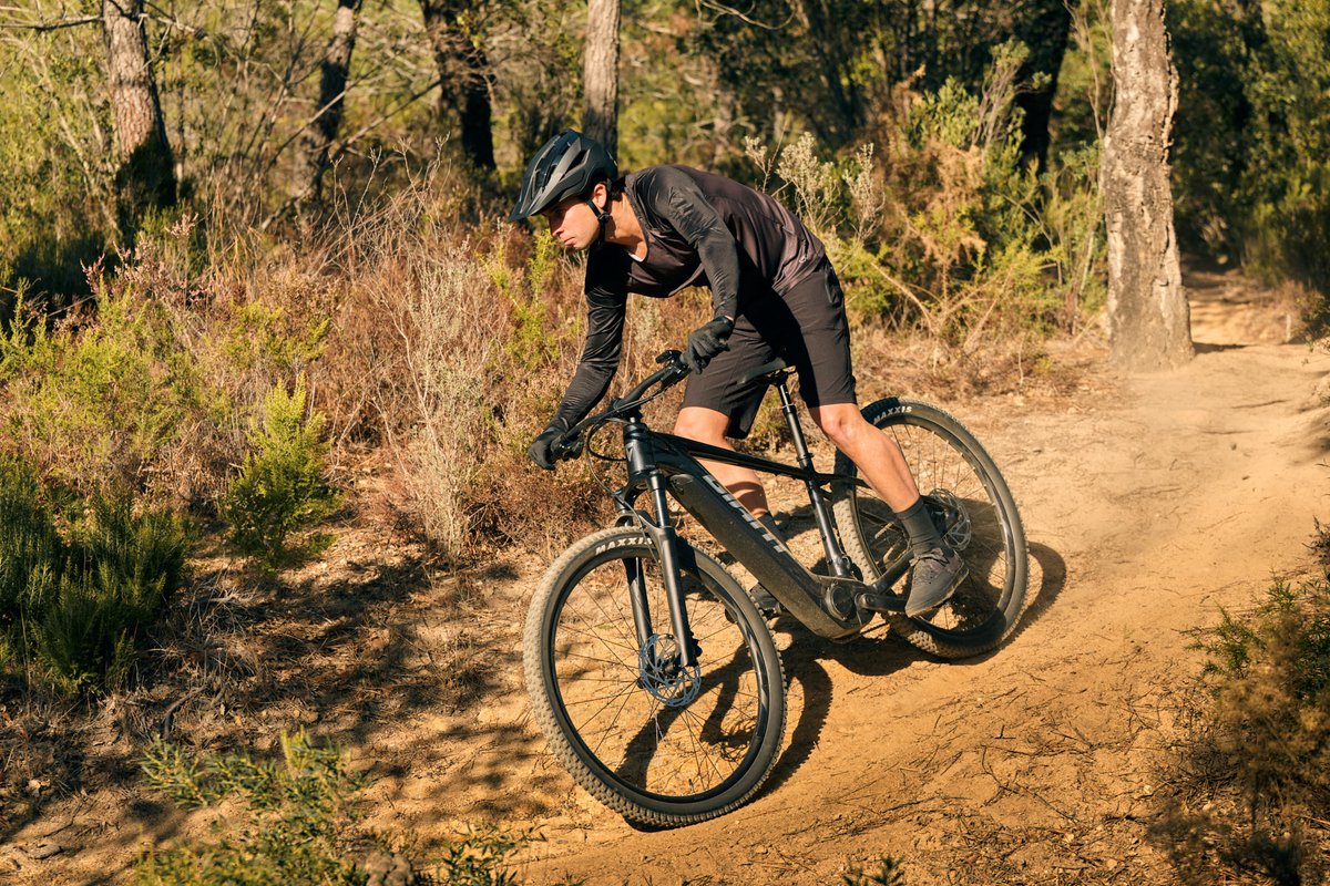 Giant & Liv presenteren nieuwe e-mountainbike: Giant en Liv introduceren vandaag de Giant Fathom E+ en de Liv Lurra E+. Deze twee nieuwe elektrische hardtail mountainbikes combineren een modern mountainbike-ontwerp met krachtige… dlvr.it/T6LymB #rideit #fietsen #cycling