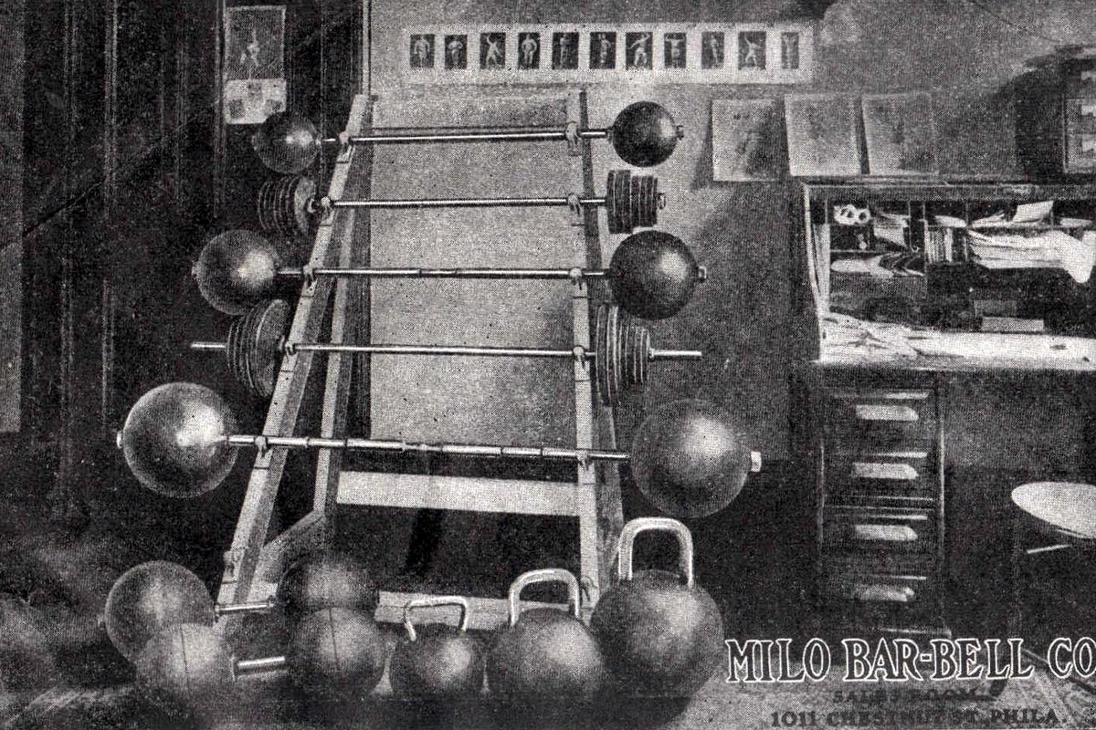 The Milo Bar-Bell Co. - 'Milo-Triplex' Adjustable Combination Bell, 1914. 

#kettlebell #barbell #dumbbell #simplexstrong #strongfirst #bestrongfirst