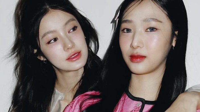 khaopook's tweet photo. gmmtv official gl pairings are so hot https://t.co/pU8QxNS5FH