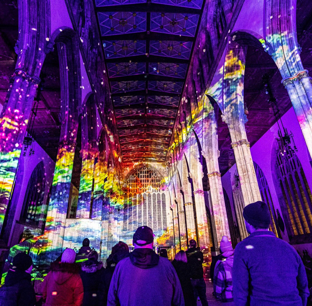 Luxmuralis is returning for a third year to @durhamcathedral with Space, and tickets go on sale today at 11am. From Wed 9 to Sun 13 October, visitors will experience stunning light projections of galaxies with immersive sound. Find out more here: tinyurl.com/24hur64a