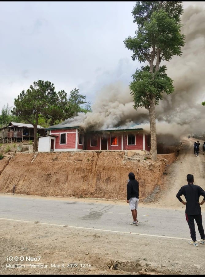 This is #KukiAtrocities and #KukiWarCrimes on 3rd May 2023.

Kuki Student body leads the rally against the Meitei ST. Meantime, Kuki rioters initiated arson of Forest offices at Churachandpur District. (Hidden motive to initiate Violence to further demand SA)

#SaveMeitei