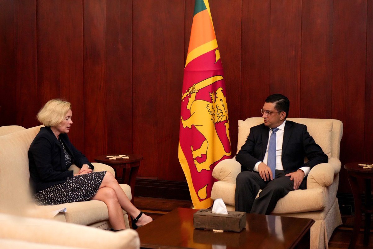 It was a pleasure to meet with H.E. May-Elin Stener, Ambassador of #Norway to Sri Lanka this morning. We discussed further Norwegian engagement in Sri Lanka particularly in circular economy, fighting plastic polllution in the waters and climate investments @MFA_SriLanka