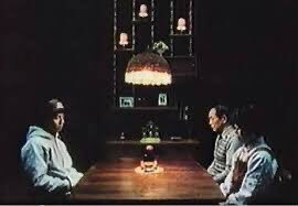 「BLACK ROOM」(2001年) 世にも奇妙な物語、木村拓哉主演の神回。圧倒的なシュールさでボケ倒すというコメディを、おそらく日本で初めてメジャーでやった記念碑的傑作。当時は新しすぎて未知の爆笑を体験した。樹木さん志賀さんのボケ夫婦も最高。今観ても衝撃的な伝説の傑作