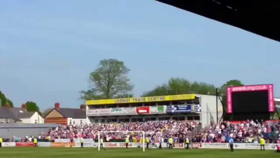 On this Day:  TEN years ago today 😲 
A sea of 1300 Rochdale fans  🇪🇪
Some in Pink 🩷 
Some in fancy dress 🤠 
And  with  between 1️⃣5️⃣:2️⃣8️⃣ and 1️⃣5️⃣:4️⃣1️⃣pm. Dale were Champions of League 2  for a grand total of 1️⃣3️⃣ minutes 🏆 😂
What an away day that was. All timer  🔥 
#RAFC