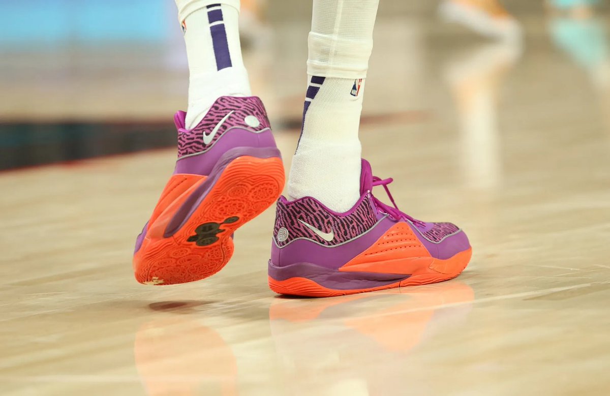 Sneaker Spotlight! Before they hit the court, check out the stylish kicks of NBA stars from the Thunder and Kings at Golden 1 Center. #NBAFashion #GameDayGear  Darren Yamashita, 2023-12-14