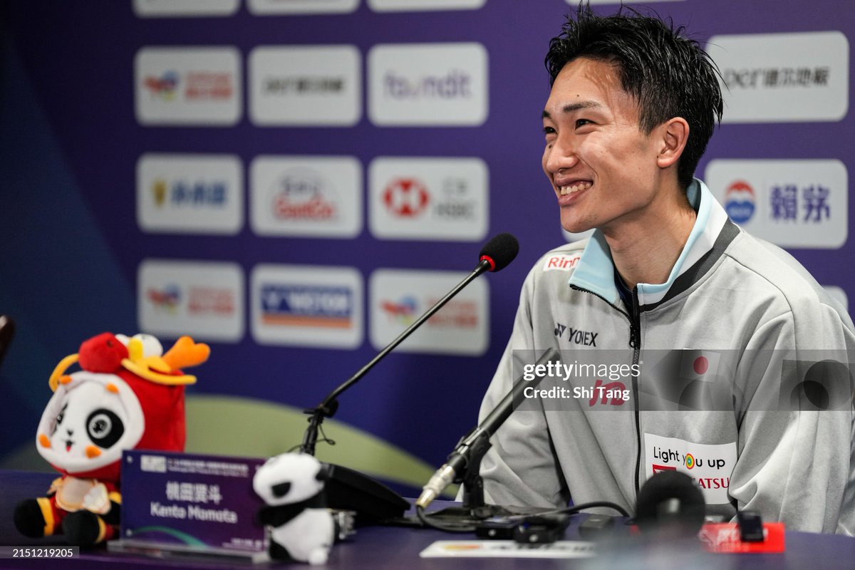 A Farewell Press Conference for Kento Momota: Says Goodbye ✨

Kento Momota: 'Hello everyone, thank you for coming, so many people today. I don't know if I can convey my feelings well here, but I will try my best.'