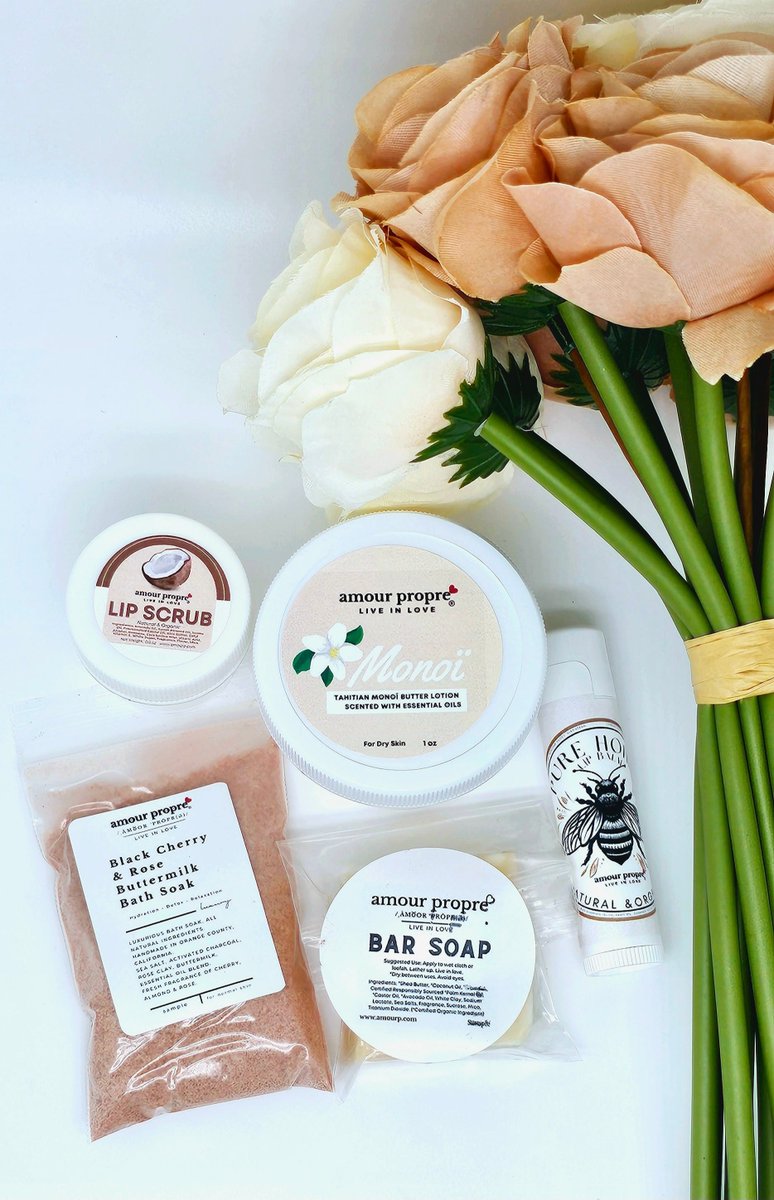 Amour Propre Travel Essentials (Sample Sized Products) #naturalsoap #giftideas
$20.00
➤ amourp.com/products/amour…