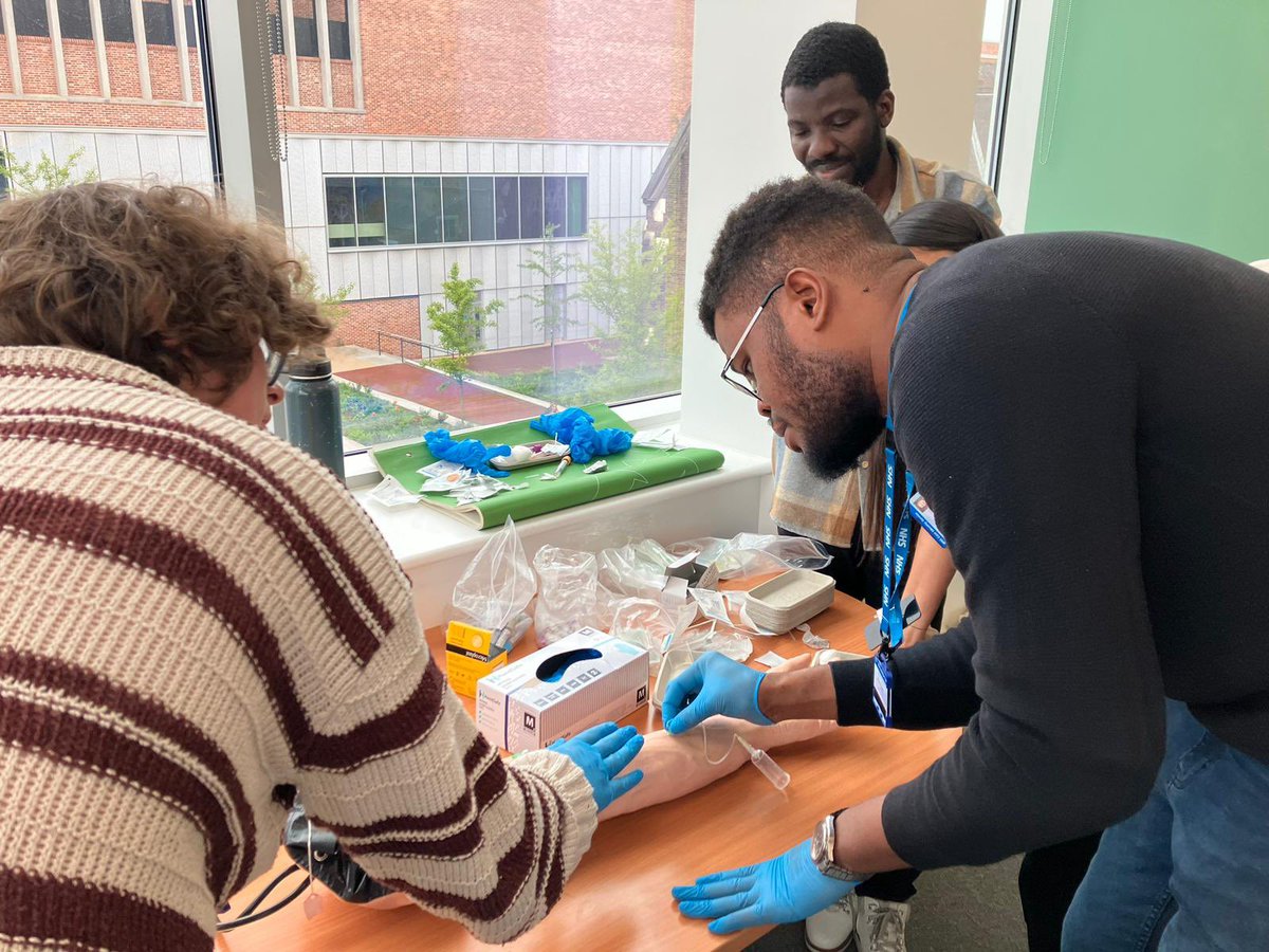 AbbyJelley's tweet photo. Yesterday we delivered Venepuncture training for our lovely @SWLSTG Eating Disorder professionals across the service. A fantastic opportunity that so many have expressed interest in to support our client group with their physical health needs! #eatingdisorders #swlstg #phlebotomy https://t.co/RQXoHBqb3J
