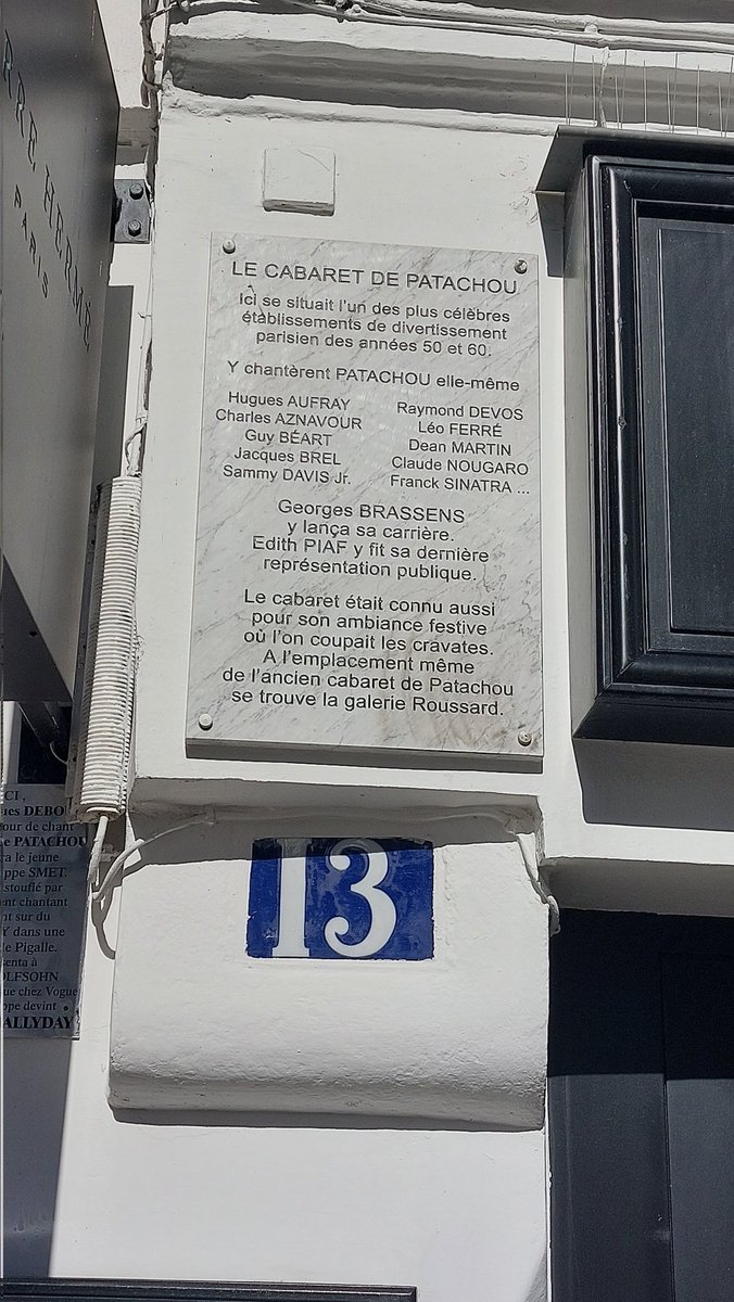 merlinpapin3's tweet photo. .@tbarnaud .@FredOL69007 ici a Montmarte le Cabaret de Mme #Patachou ou les plus grands y ont chantés et où le petit Jean Philippe y a été découvert.  Combien de nuit y ais je passé. J était comme chez moi. 
Que de beaux souvenirs Souvenirs https://t.co/dtQRFiz37k