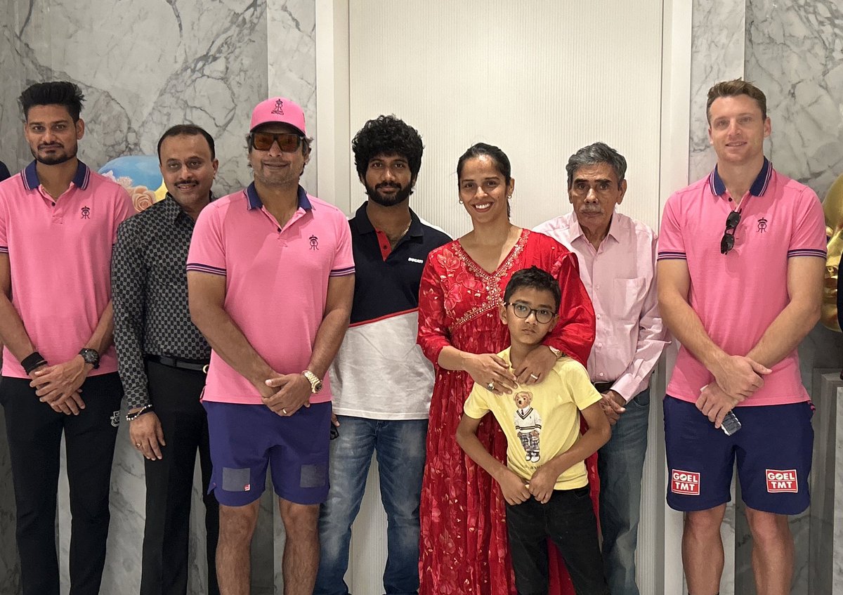 Breakfast with the Royals 👑

Had an absolute blast with the @rajasthanroyals team. I wish you all the success and glory this season. 

Thank you so much @pm_saiprasad for inviting me 🙏

#RR #IPL2024 #Hallabol