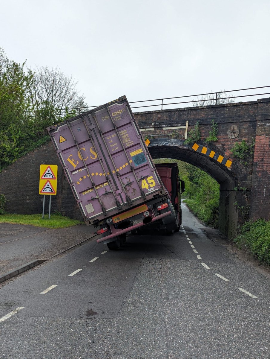 #RPU are at a bridge strike on the A30 London road near to laverstock. The road will be blocked for some time. Drivers are advised to seek other routes. The driver of the HGV is ok but will leave with paperwork and a fine for careless driving. #squarepegroundhole