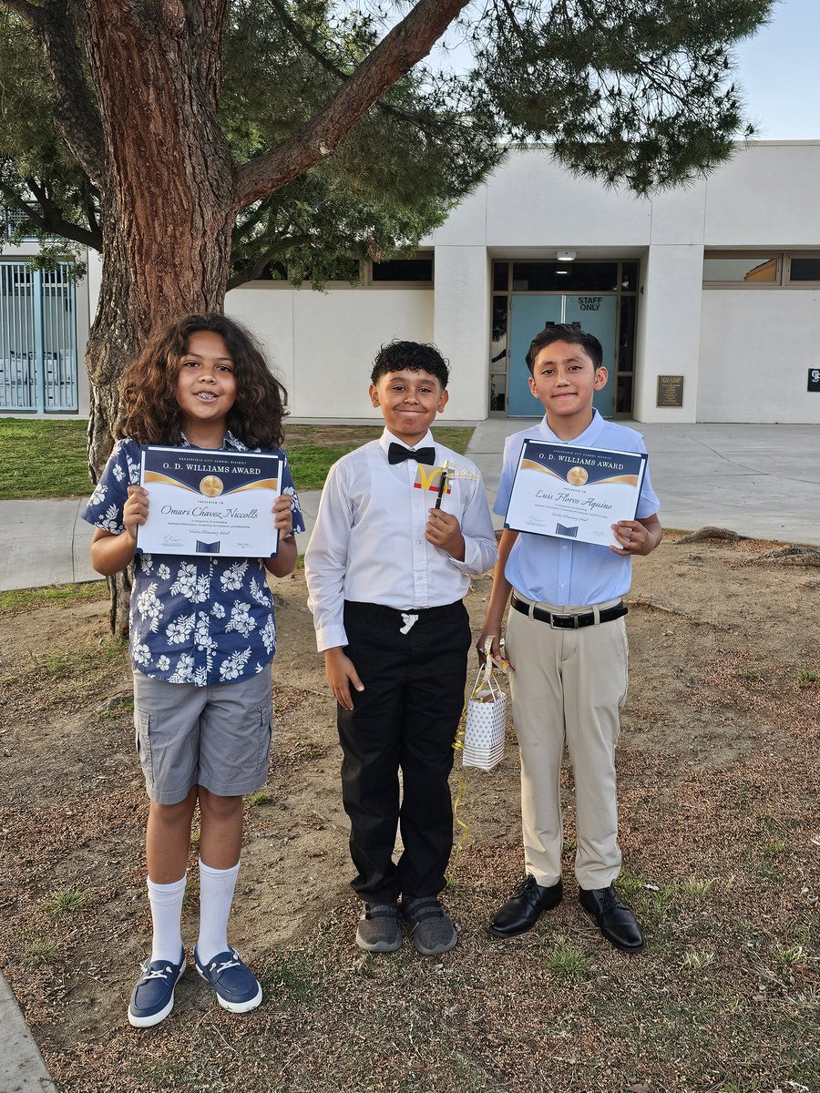 Congratulations to our O.D. Williams award recipients. Your Voorhies family is very proud of you! #GrittyVikings #TeamBCSD #Wearevikingstrong