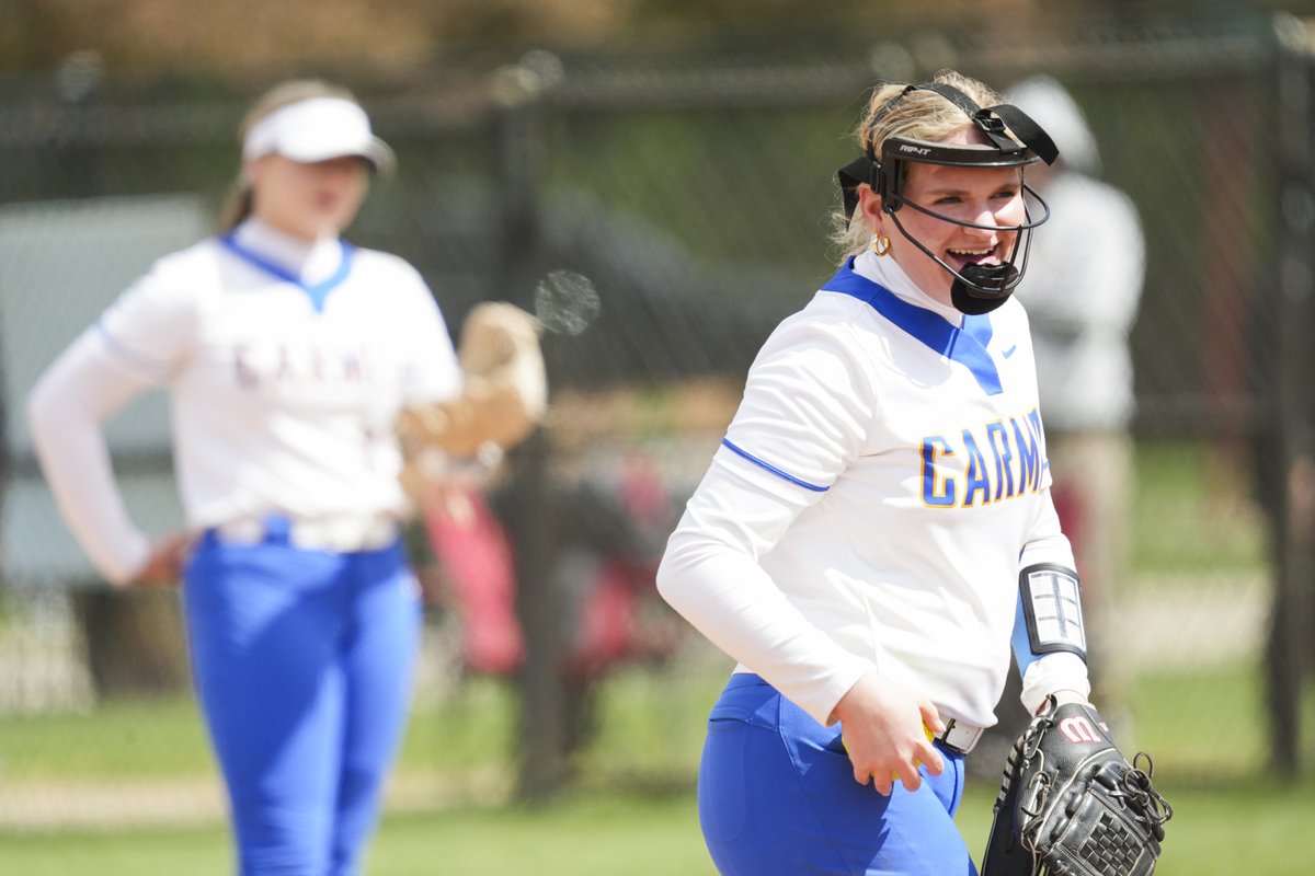 Coming Sunday to @IndyStarSports: A feature on @HoundsSB pitcher @ChelsBennett22, who's back to doing what she loves, pain-free, after years of living with excruciating pain. 'I got so used to it I didn't remember what it felt like to not have rib pain anymore.' @carmelathletics