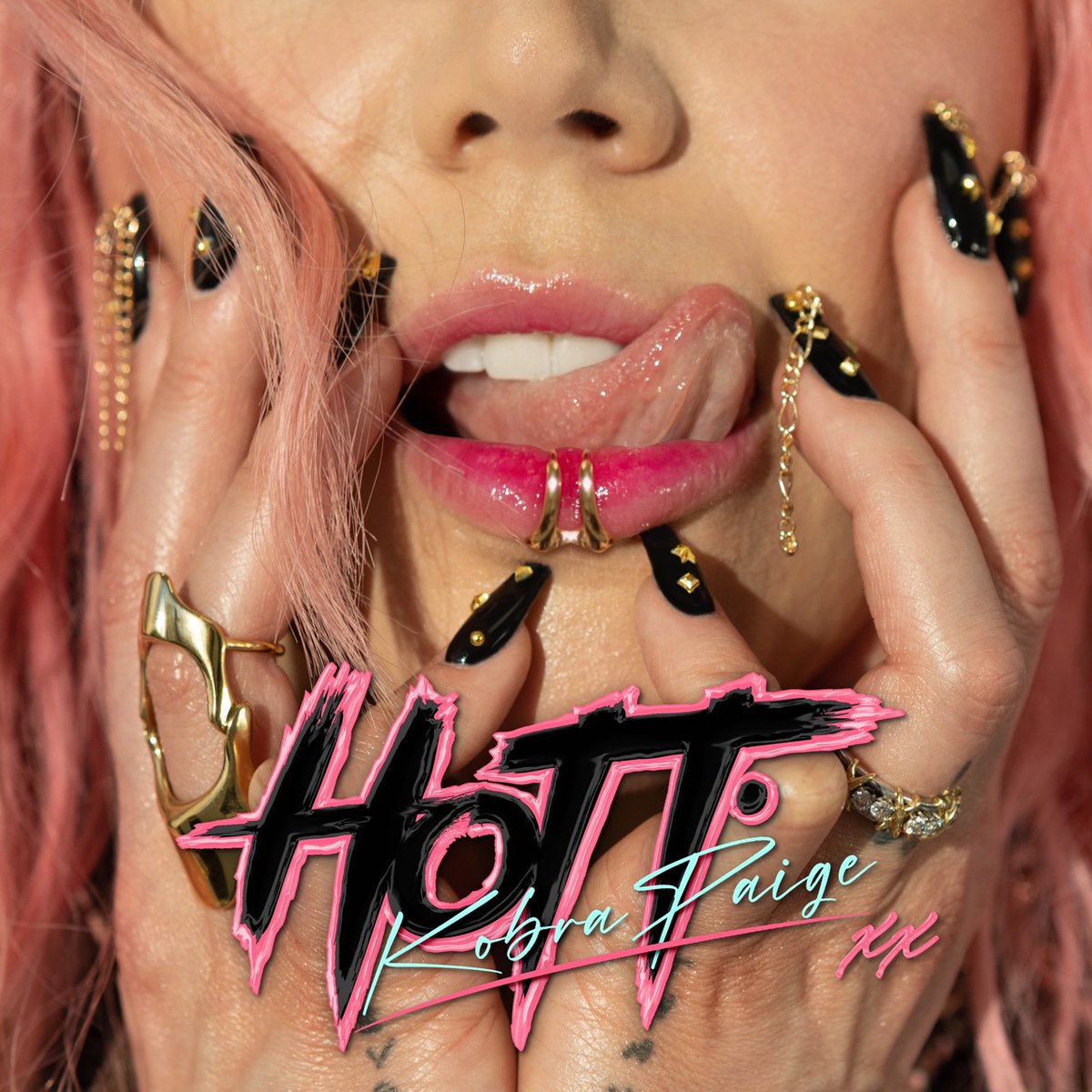 ‘HOTT.’ ❤️‍🔥 OUT NOW🤟🤩 I’ve been waiting to light a fire under some asses w/ this song for 2 years.
HOTT. is about navigating our sense of self-worth in an extraordinarily convoluted era of social media domination. kobrapaige.com/hott

#hott #factorfunded #grateful #lightitup