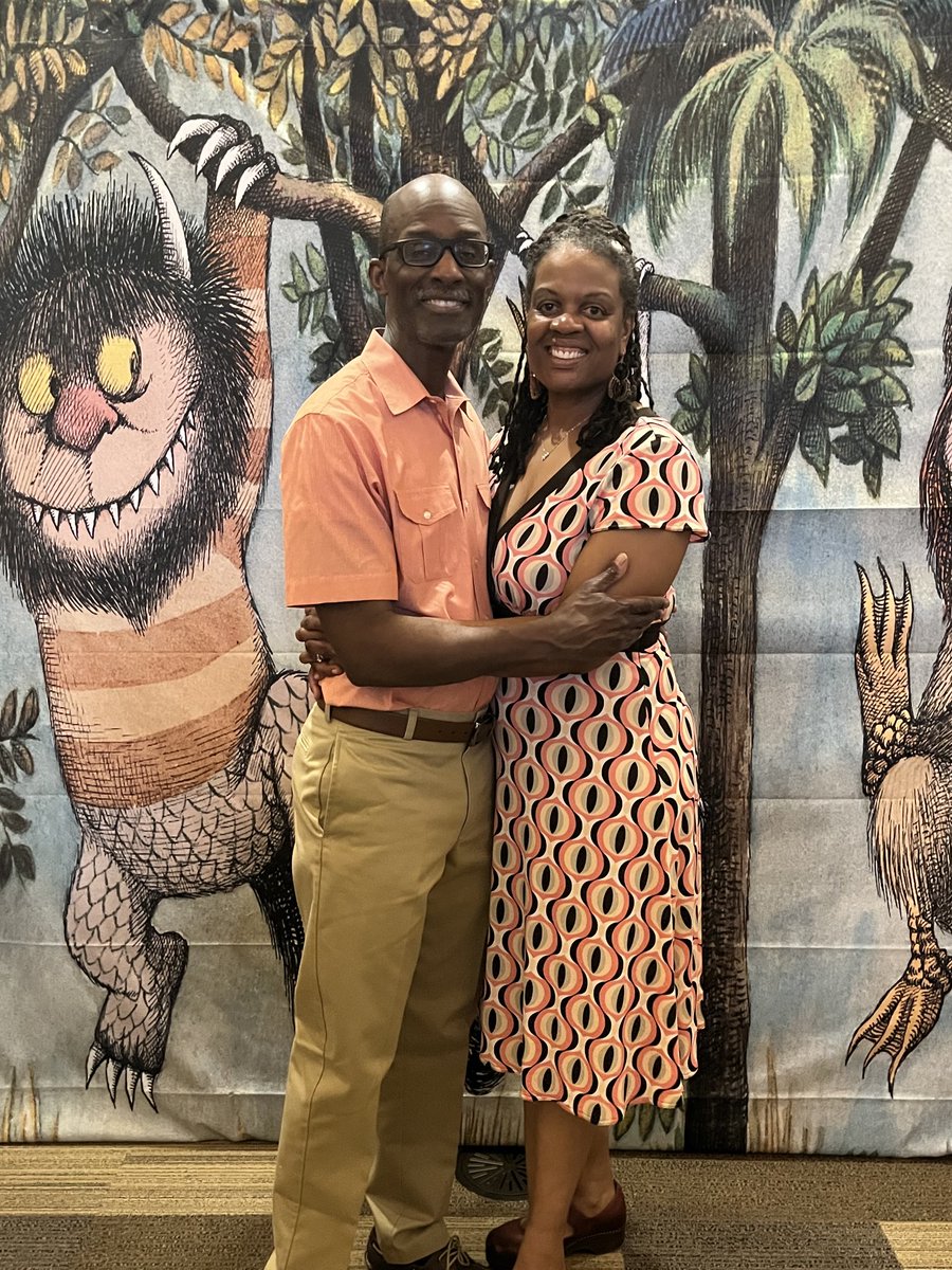 Hubby and me ⁦@ReadtoGrowCT⁩ gala. It was an amazing evening. We didn’t plan to be color coordinated, but it worked out that way.