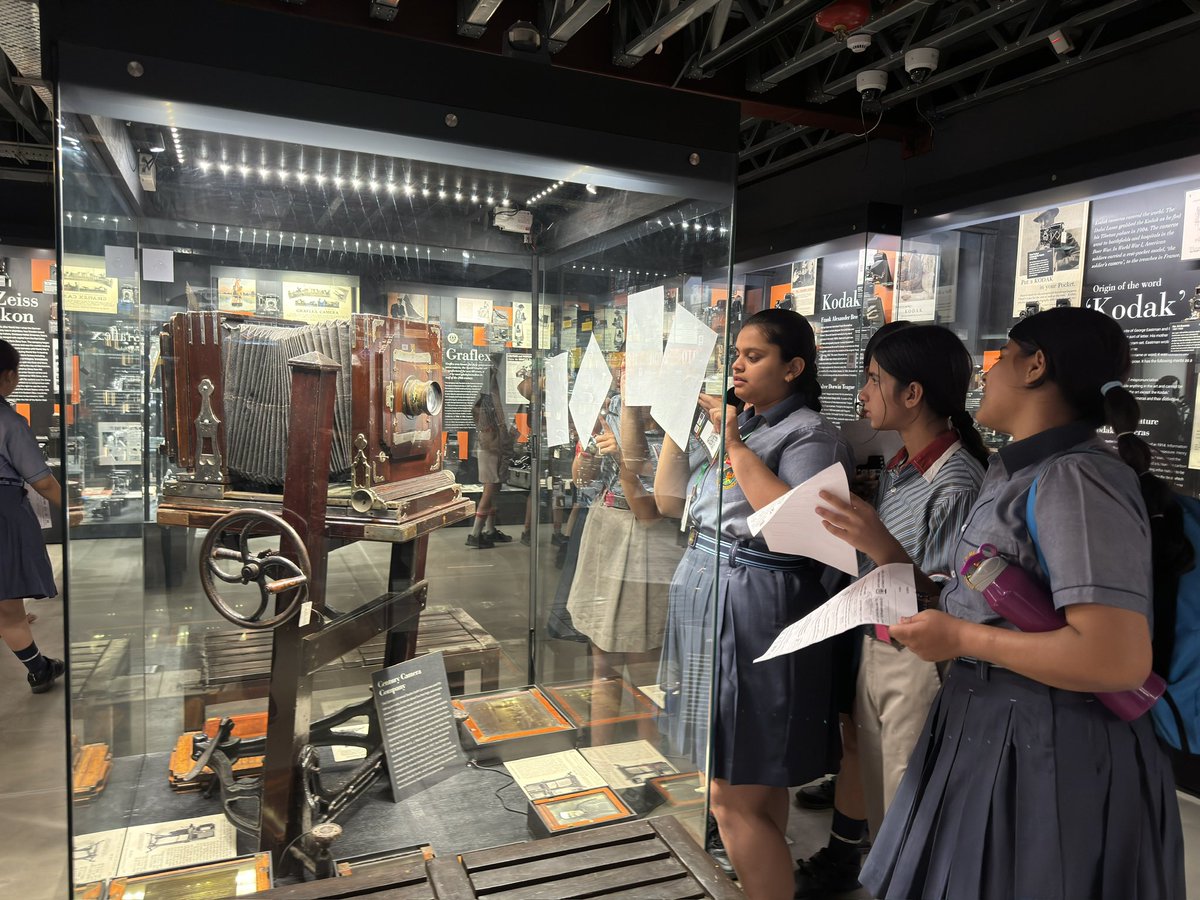 Students at Musueocamera 

Museums play a crucial role in education by providing a hands-on and immersive learning experience for people of all ages. They offer a unique opportunity to engage with history, art, science, and culture in a way that complements traditional classroom