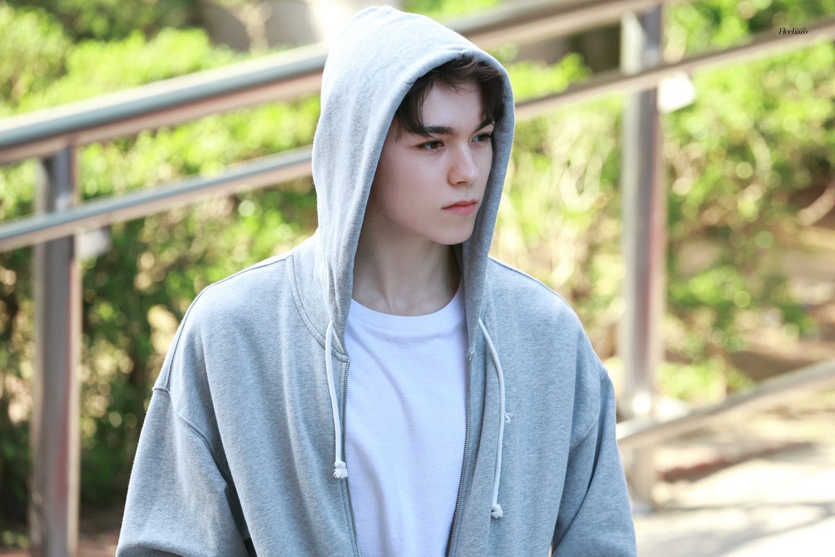 bakit walang ganito sa’min 😠😠😠 ang pogi