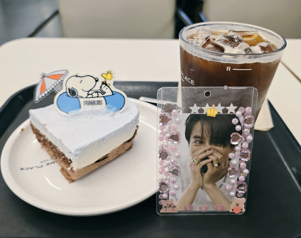 Puppy_8ppy's tweet image. 이쁘다🍰
#투썸플레이스