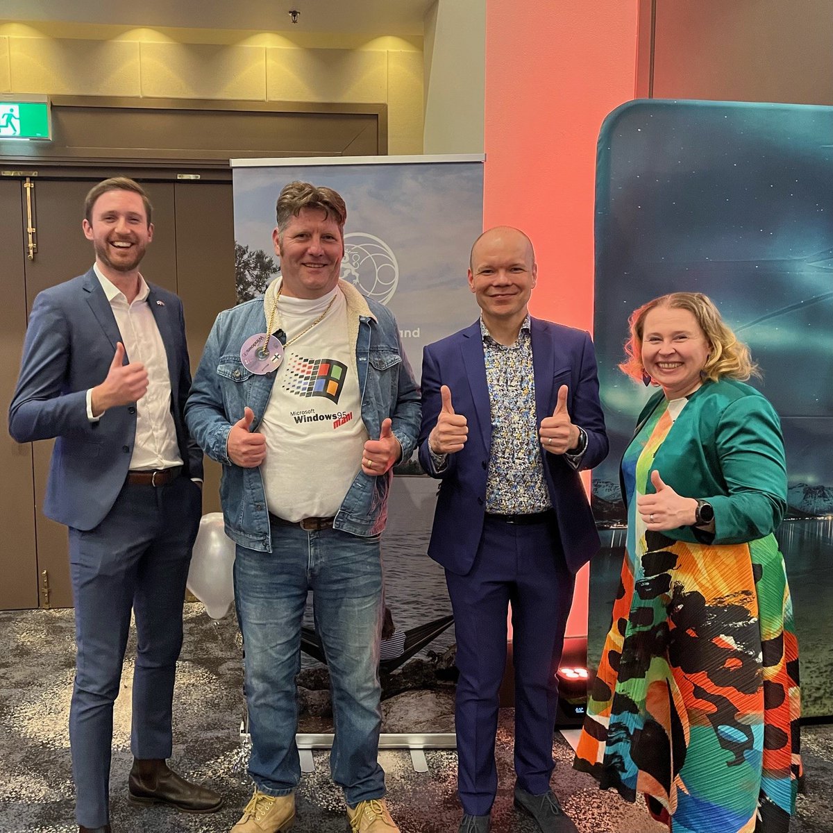 Last night we co-hosted a celebration of Eurovision with the Canberra Diplomatic Club! Spotted in the crowd was 'Finland's' @windows95man! Special thanks to the @SwedeninOZ for leading the way!