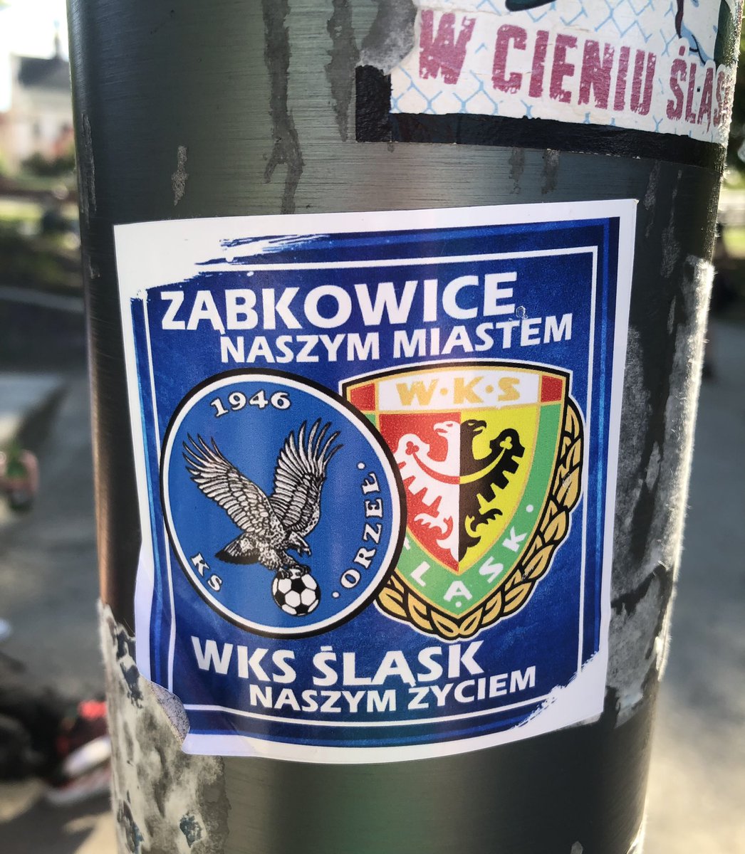 #Poland 🇵🇱 #Wrocław 

⚪️🔵 KS Orzeł Ząbkowice Śląskie 

#StreetArt #Vlepki #Footballstickers #UltrasStickers #Wlepki #SupportersStickers #StreetStickers #KulturaUlicy