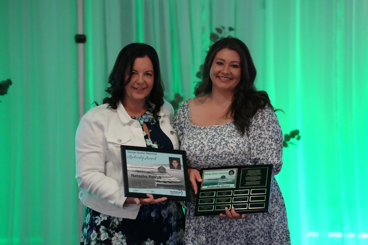 Congratulations to @BeaconhillFMPSD's Natasha Petruk on receiving the FMPSD George Decker Memorial Award!

Her dedication & innovative approach to education truly embody the values George Decker stood for. 

@annaleeskinner 
#FMPSD #YMM #RMWB