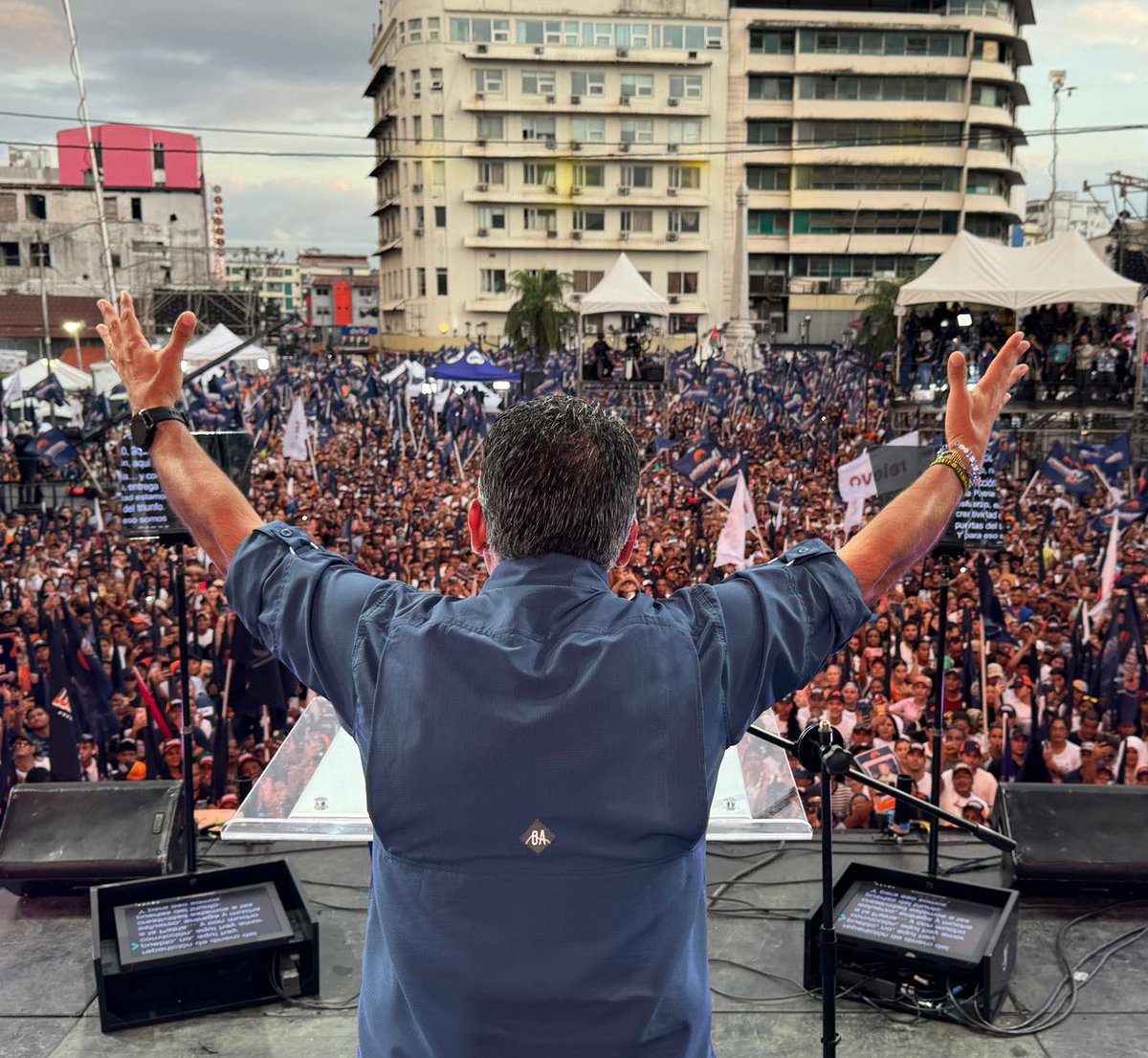 Arrancó caminando con una mochila y un cuaderno para reunir firmas y ha inspirado un movimiento, un despertar nacional.

Podemos cambiar la historia
🇵🇦🚀✅9️⃣🗳️🙋🏻‍♀️