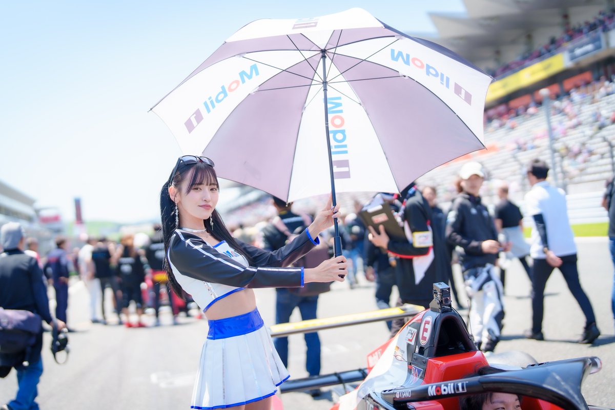 2024.5.3
FIA-F4 Fuji
Mobil1レーシングサポーターズ
#引地裕美 さん@Ala_vanille 
F4のグリッドより😌ありがとうございました！