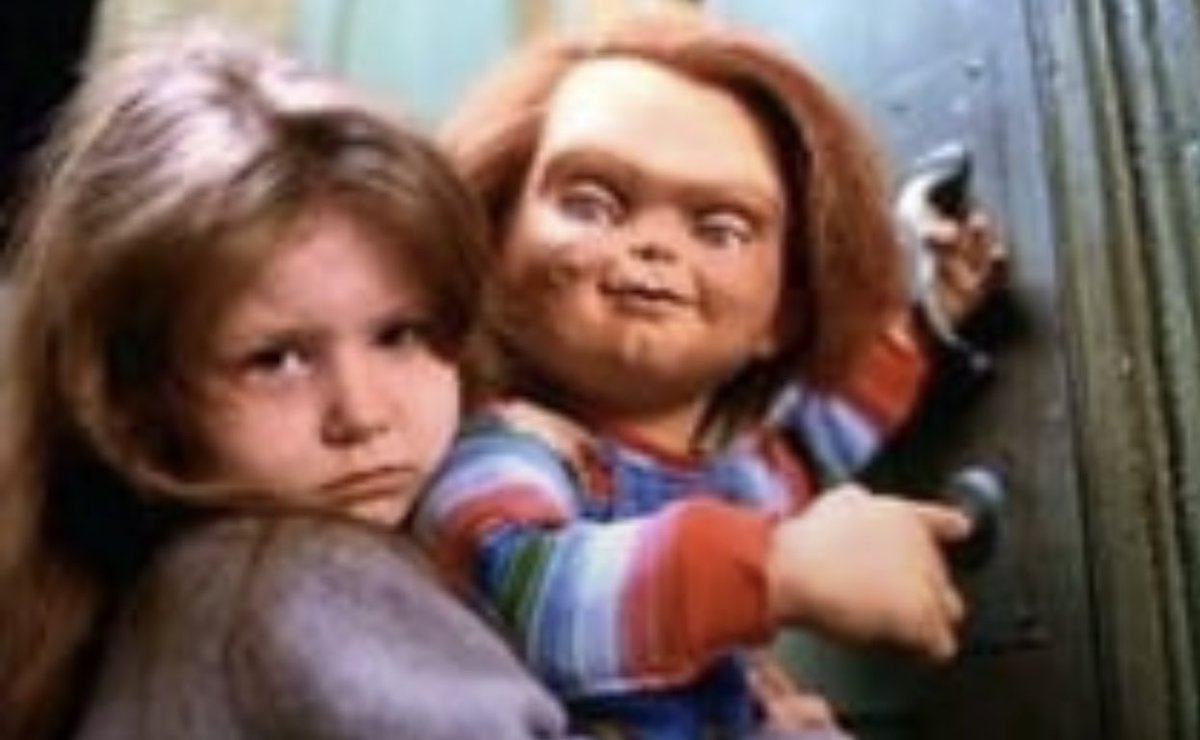 PUZZLCD's tweet photo. ╱ vero is based on this wee girl basically . well she IS the wee girl . teehee . https://t.co/moFlFzQQX9